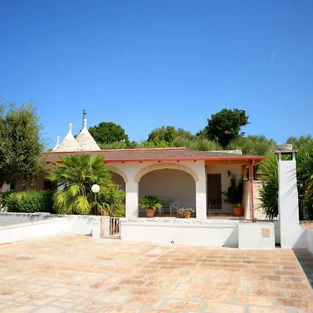 Formica Ostuni
